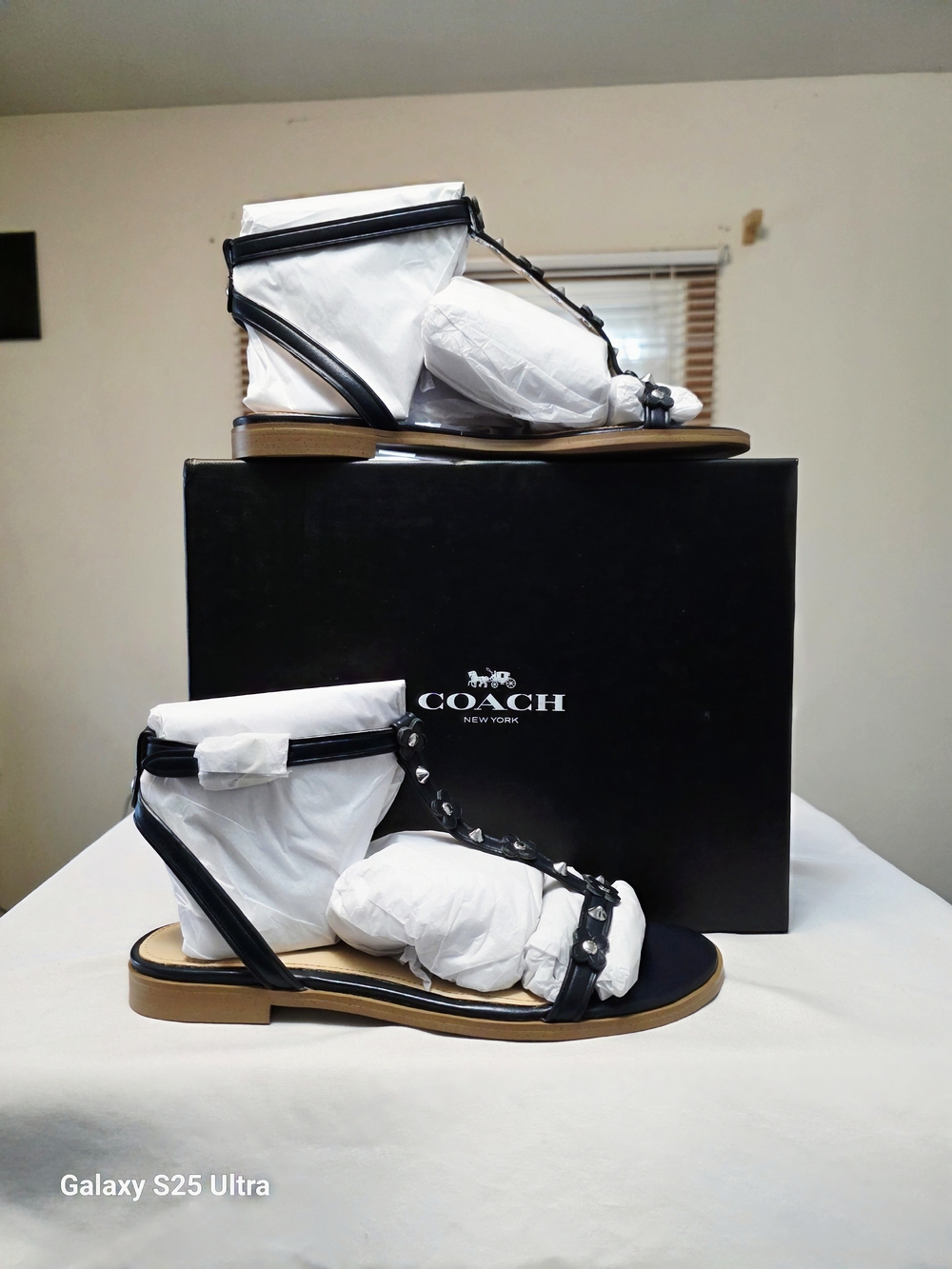 COACH Henriette Floral Rivets Calf Leather Sandals In Midnight Navy  Size 7M